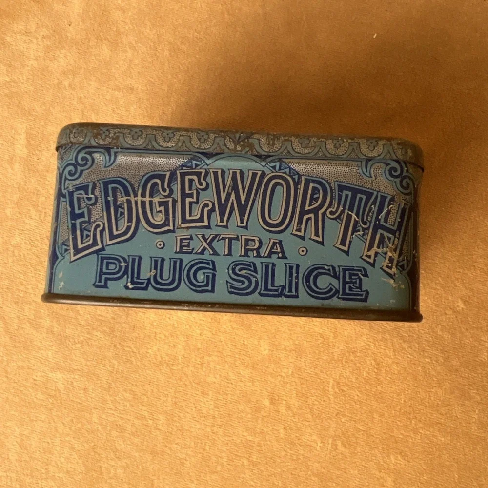 VINTAGE BLUE TIN Edgeworth Extra High Grade Plug Slice Tim